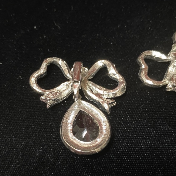 Elegant vintage Kenneth Lane Silver garnet clear CZ Bow tear drop clip Earrings - Picture 2 of 16